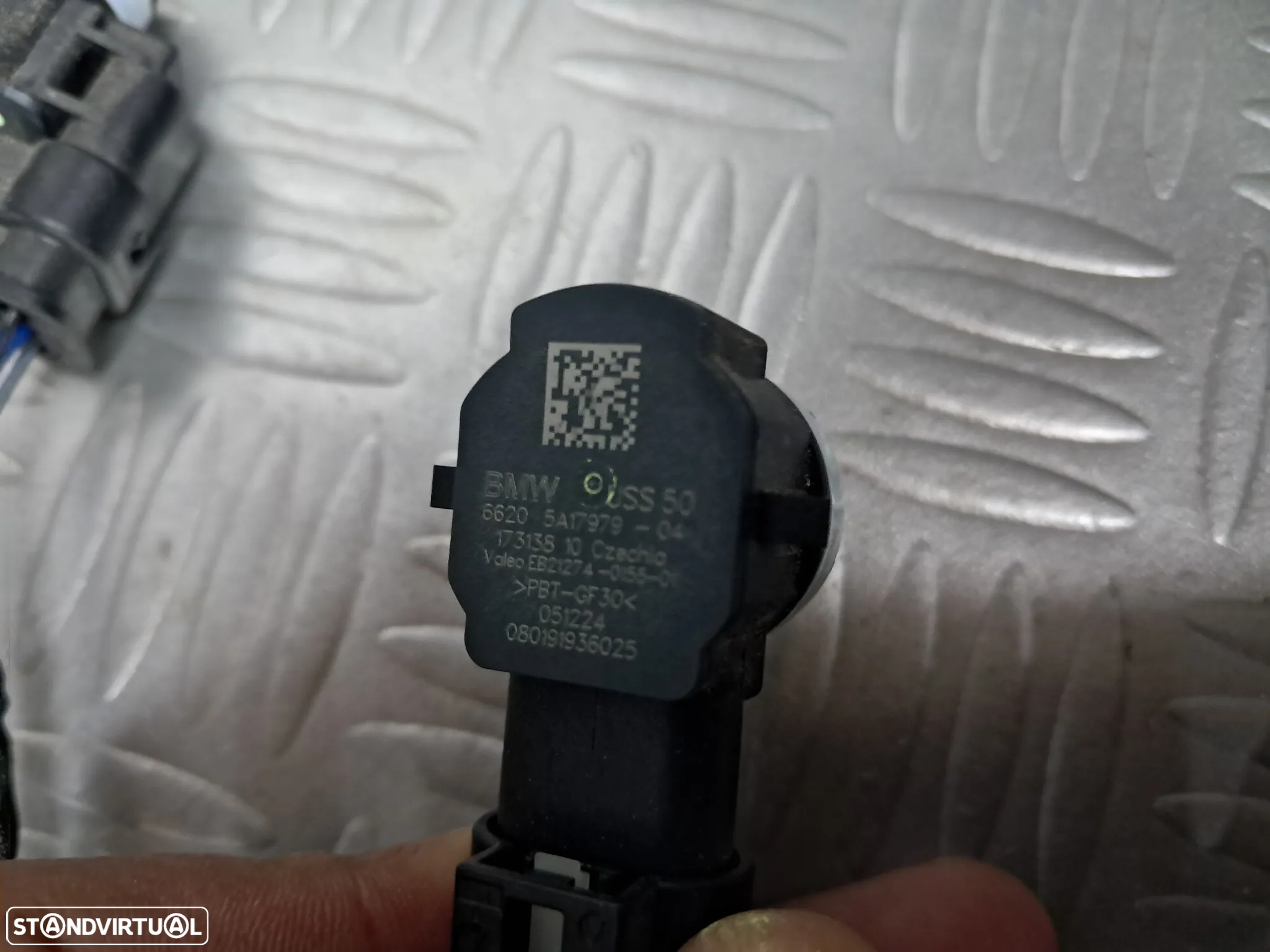Sensor de estacionamento BMW Serie 1 F70 serie 2 F44 Serie 7 G70 X5 G05 X6 G06 Serie 5 G60 G61 ref. 66205A17979 - 3