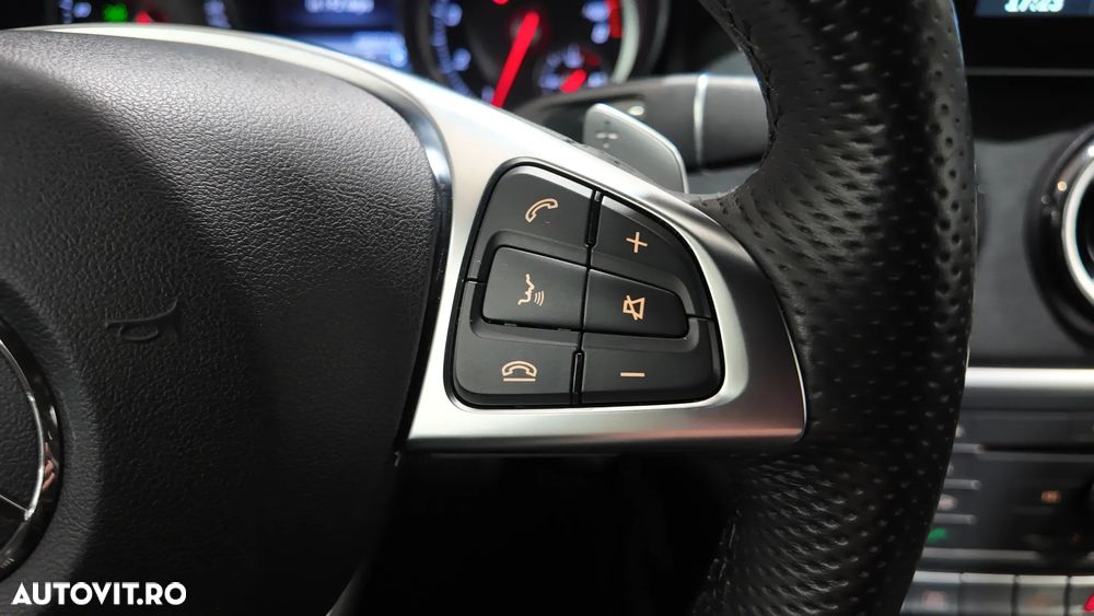 Mercedes-Benz GLA 220 4MATIC 7G-DCT Peak Edition - 24