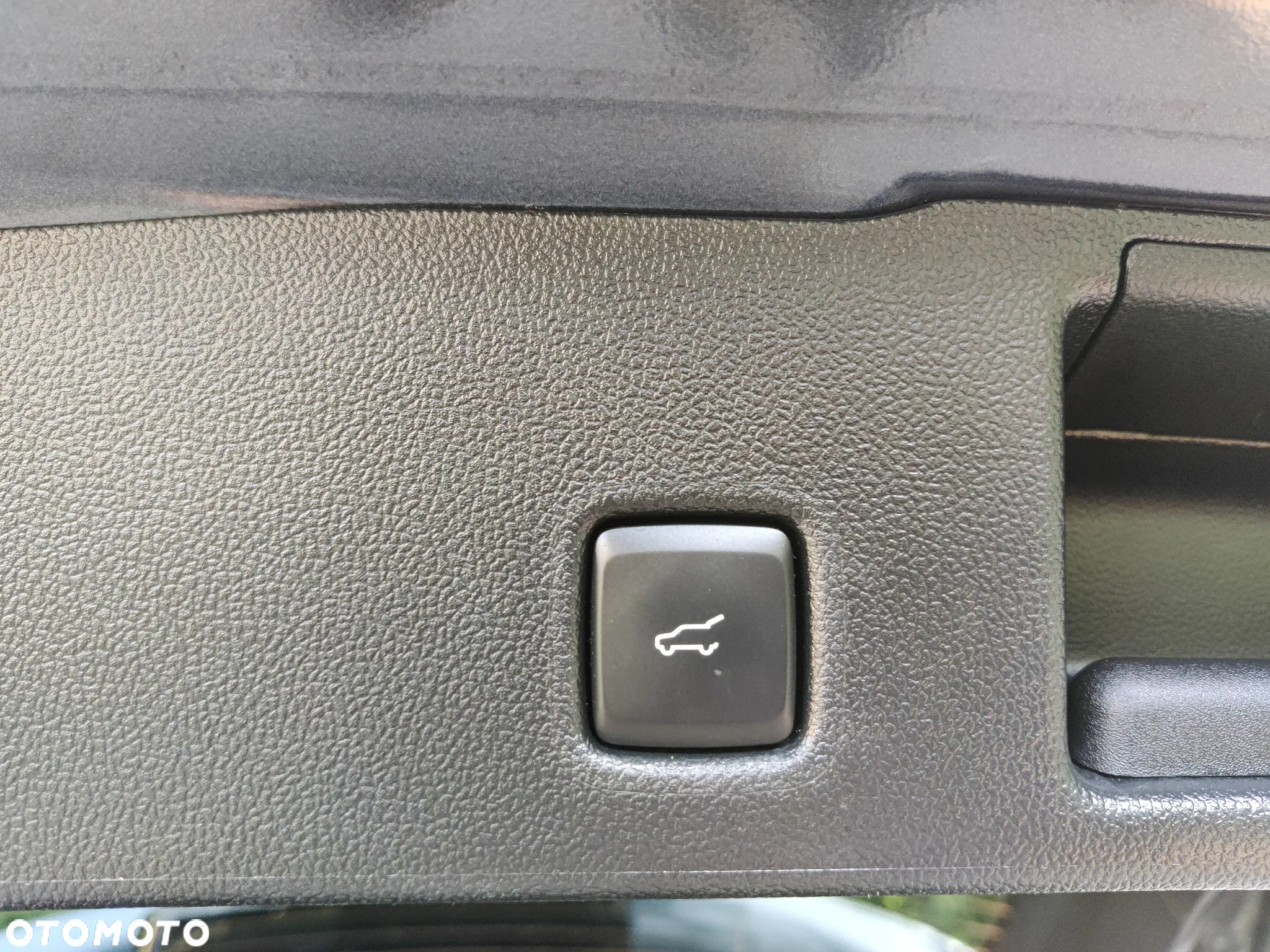 Ford Escape 2.0 EcoBoost AWD Titanium - 33