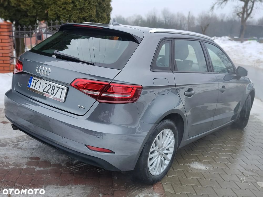 Audi A3 Sportback - 4