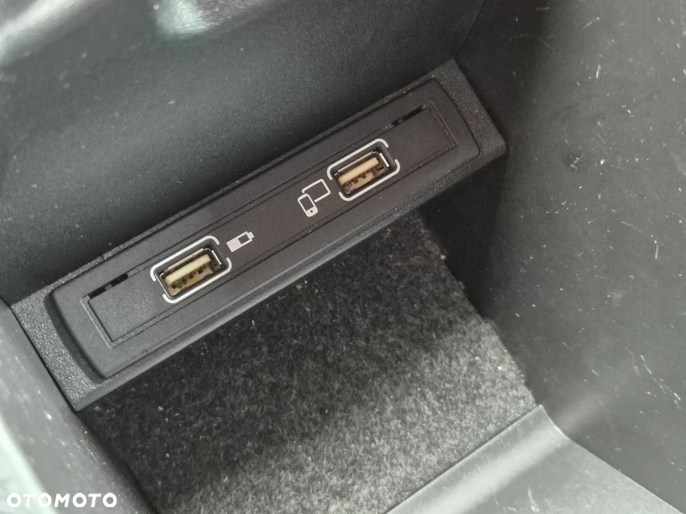 Mercedes-Benz GLA 180 (CDI) d 7G-DCT AMG Line - 40