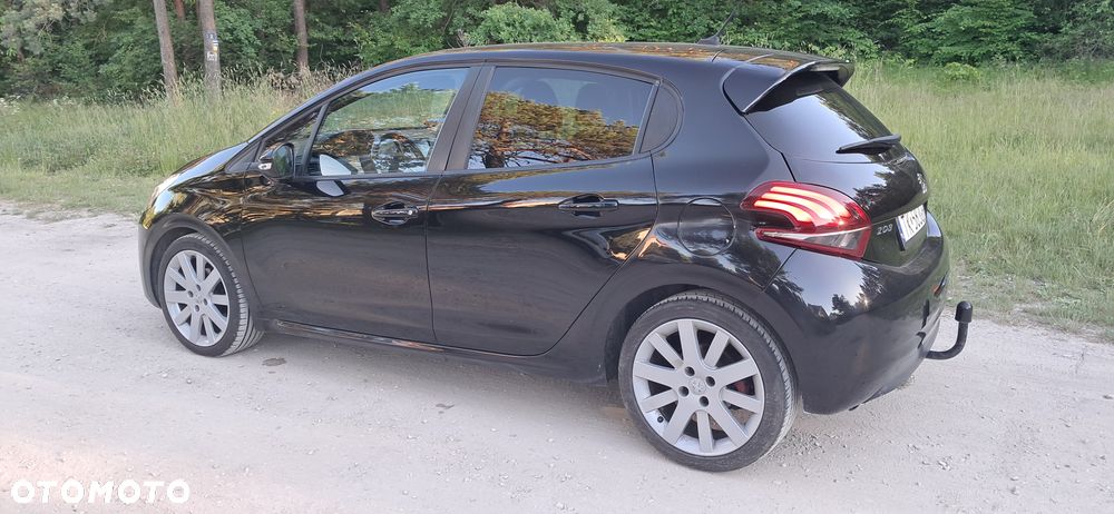 Peugeot 208 1.6 BlueHDi Active S&S - 11