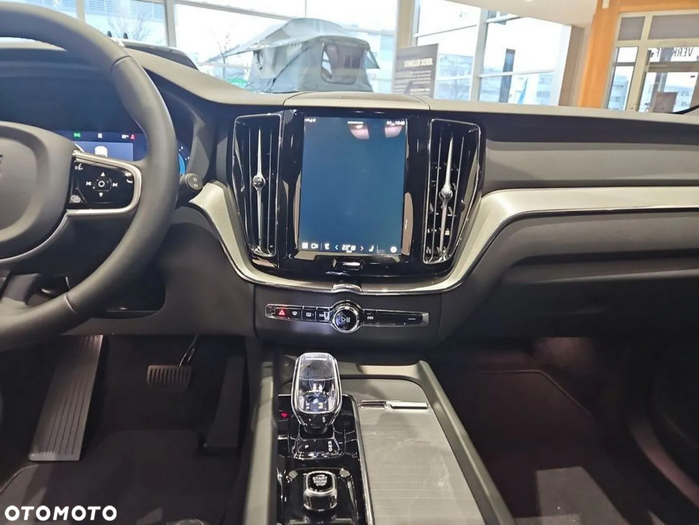 Volvo XC 60 B5 B AWD Plus Black Edition - 10