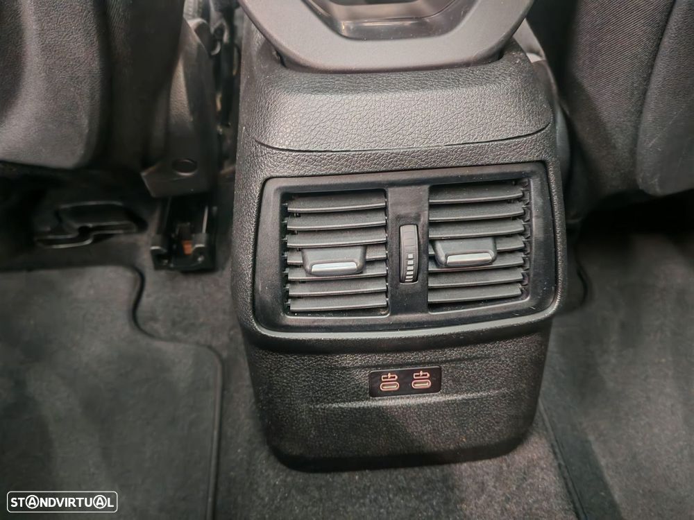 BMW 225xe Active Tourer Advantage - 18