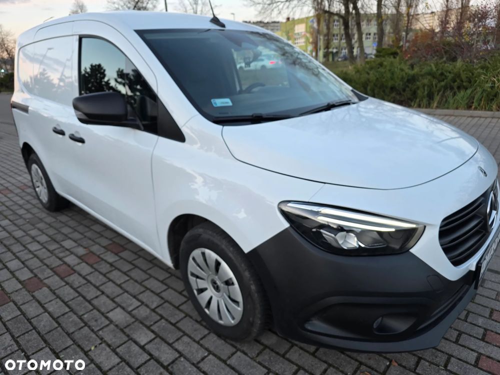 Mercedes-Benz Citan 112 CDI, 1.5 D, 116KM, 3-OSOBOWY, PRO, 3 wyświetlacze - 2