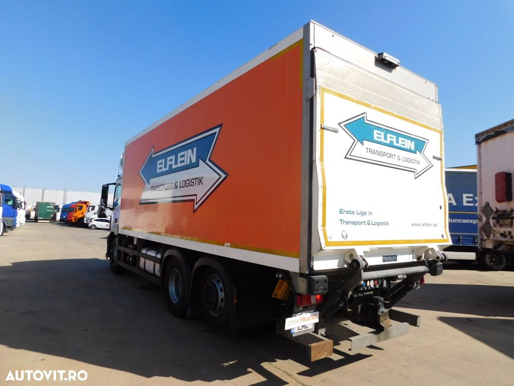 Mercedes-Benz Antos - 4