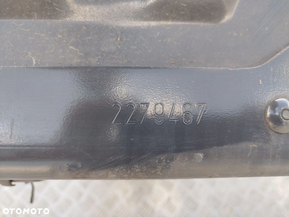 PODSTAWA AKUMULATORÓW SCANIA NTG - 5