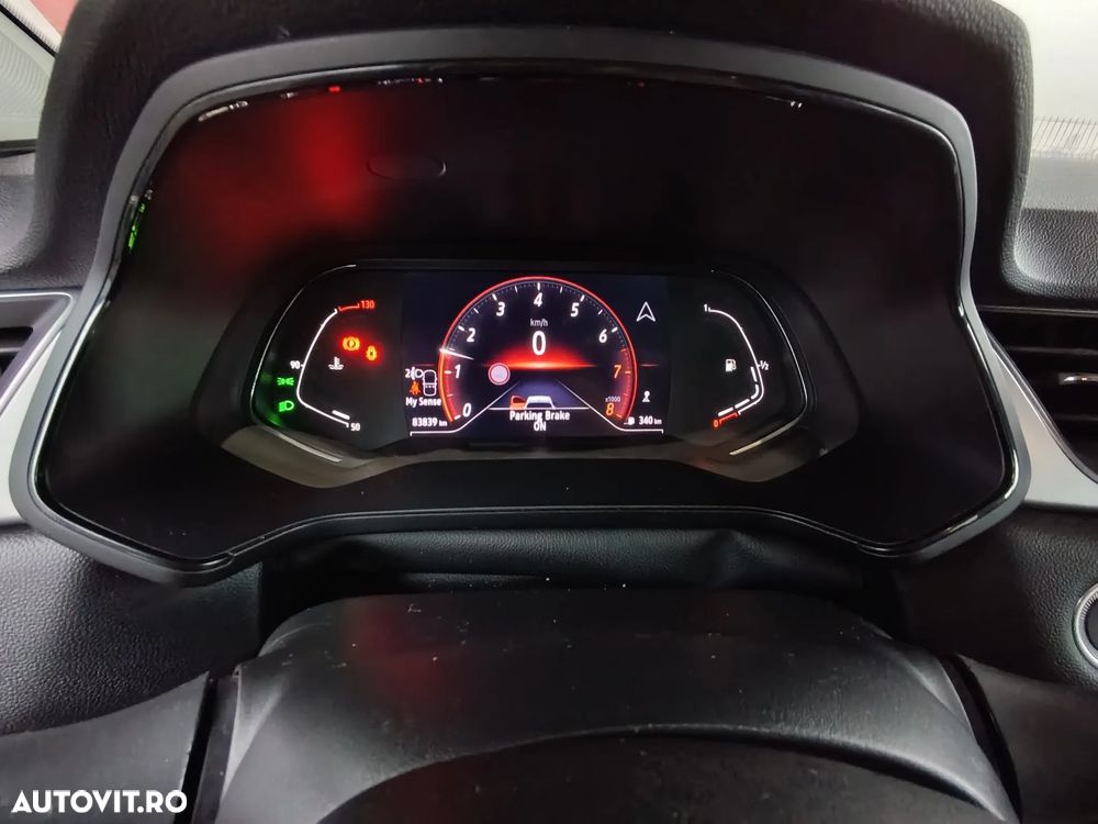 Renault Captur MHEV 140 Techno - 8