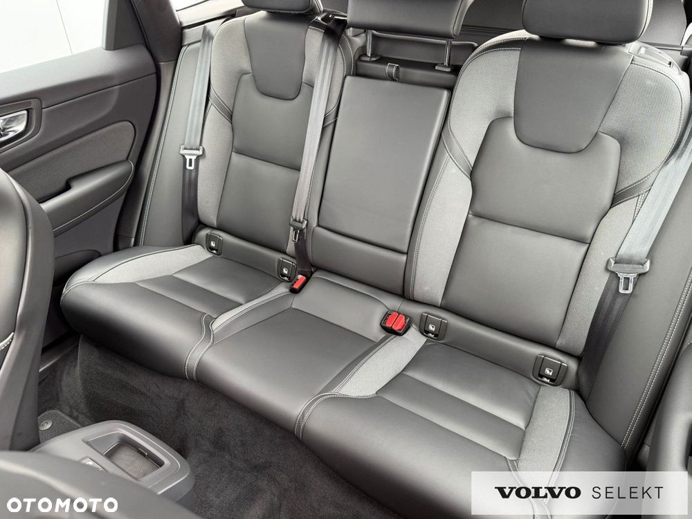 Volvo XC 60 - 16
