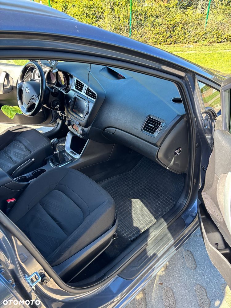 Kia Ceed 1.6 CRDi L - 8
