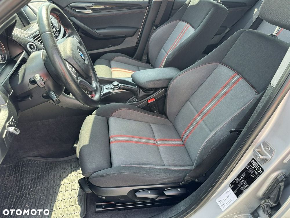 BMW X1 sDrive18d Sport Line - 19