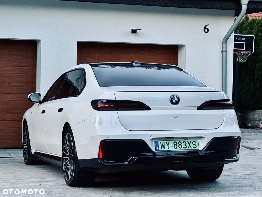 BMW i7 105.7kWh xDrive60 M Sport - 9