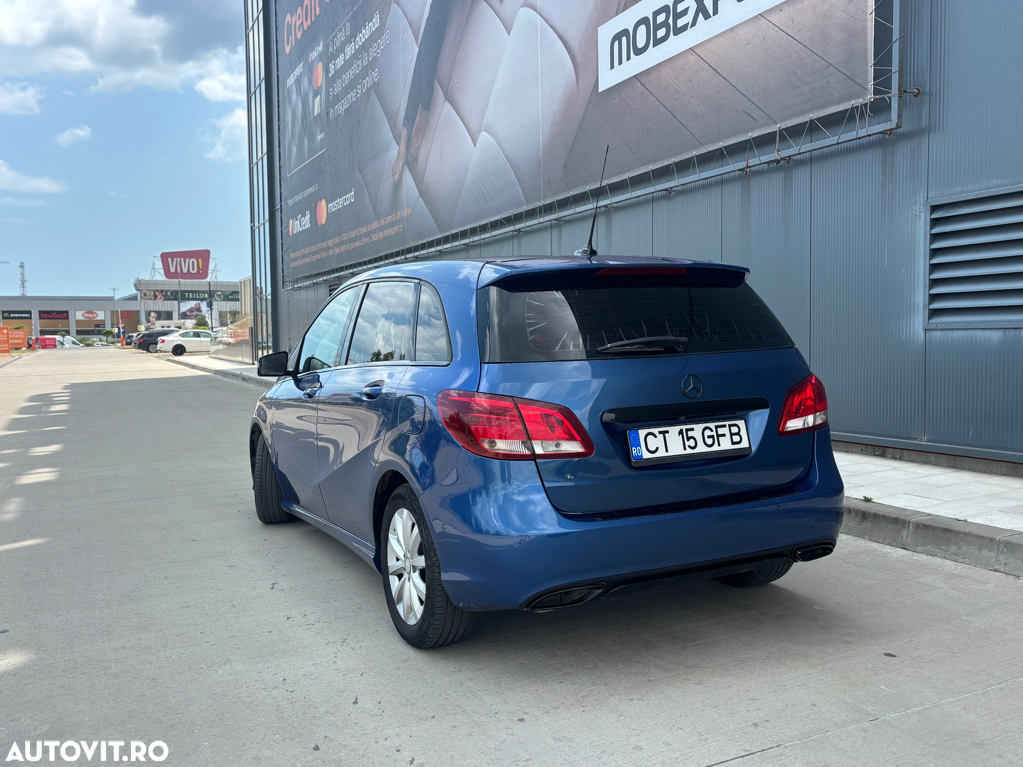 Mercedes-Benz B - 3