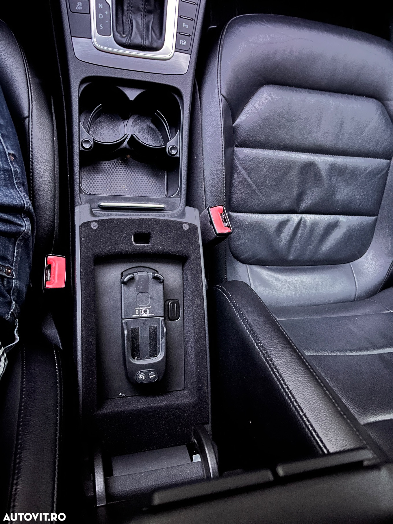 Volkswagen Passat Variant 2.0 TDI BlueMotion Technology DSG Comfortline - 23