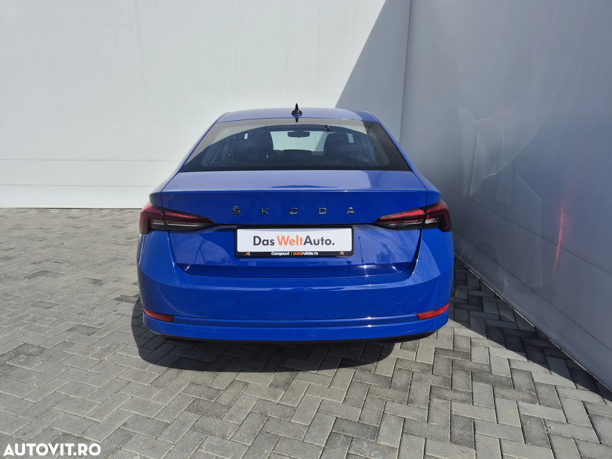 Skoda Octavia 2.0 TDI DSG Ambition - 4