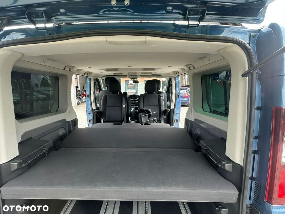 Renault Trafic - 12