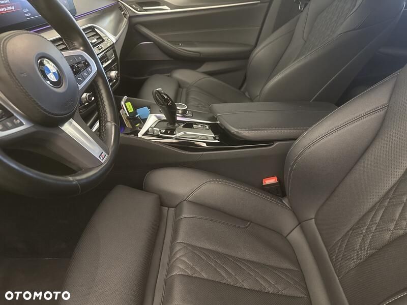 BMW Seria 5 520d xDrive MHEV M Sport sport - 12