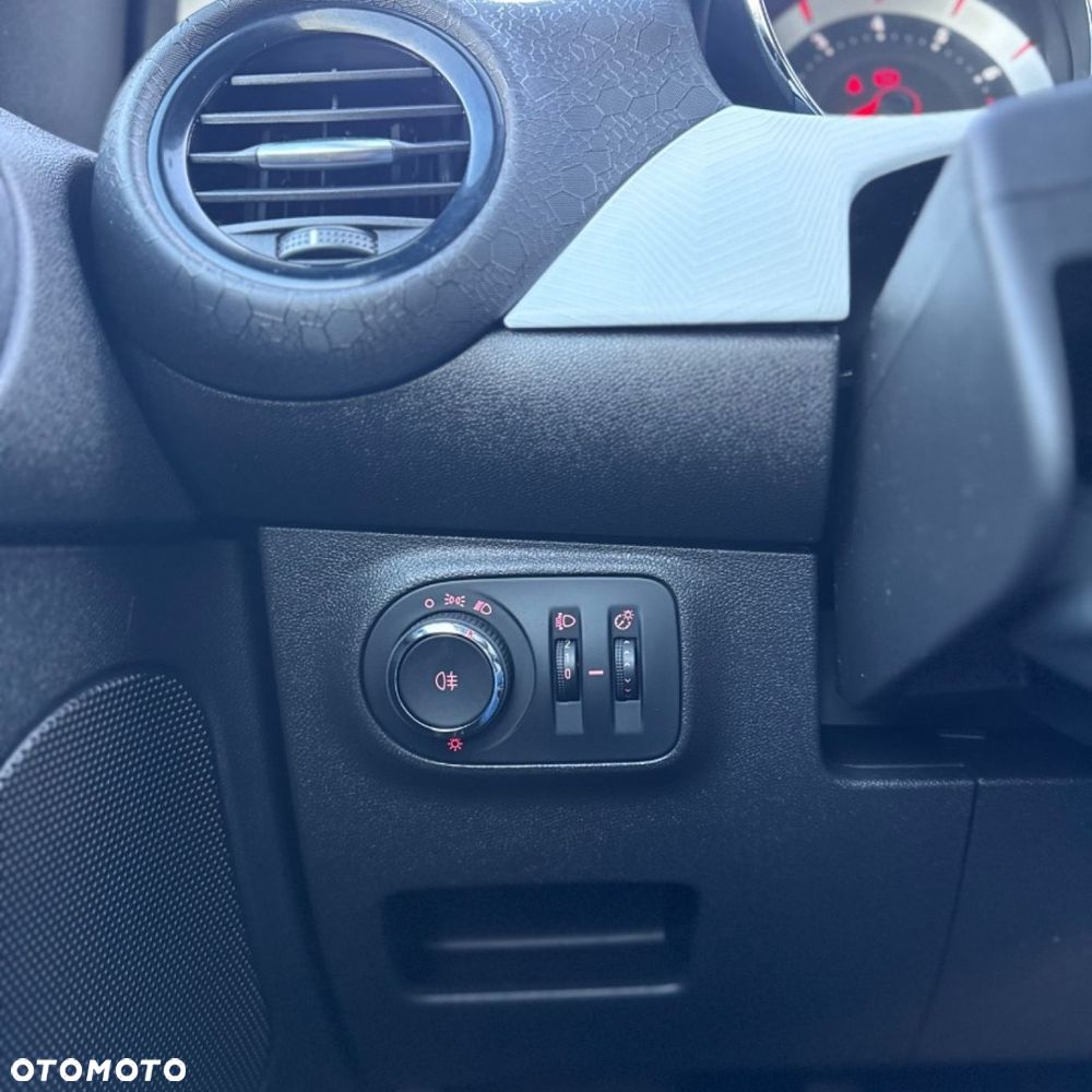 Opel Adam 1.4 Glam Easytronic EU6 - 30