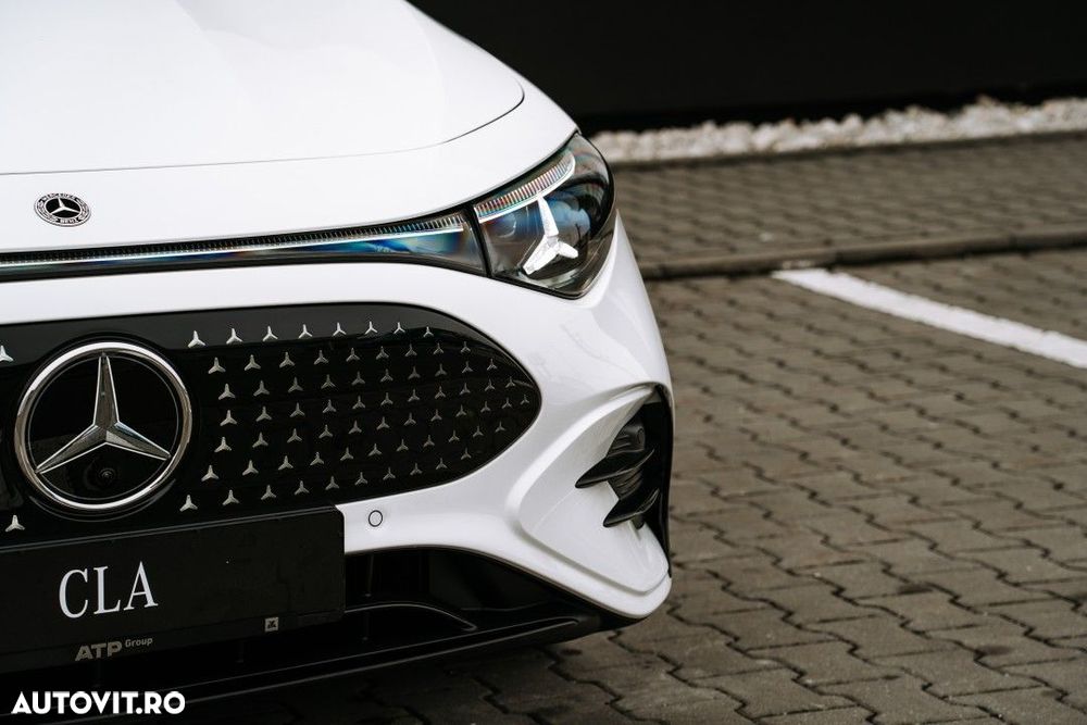 Mercedes-Benz CLA 350 4MATIC Coupe - 9