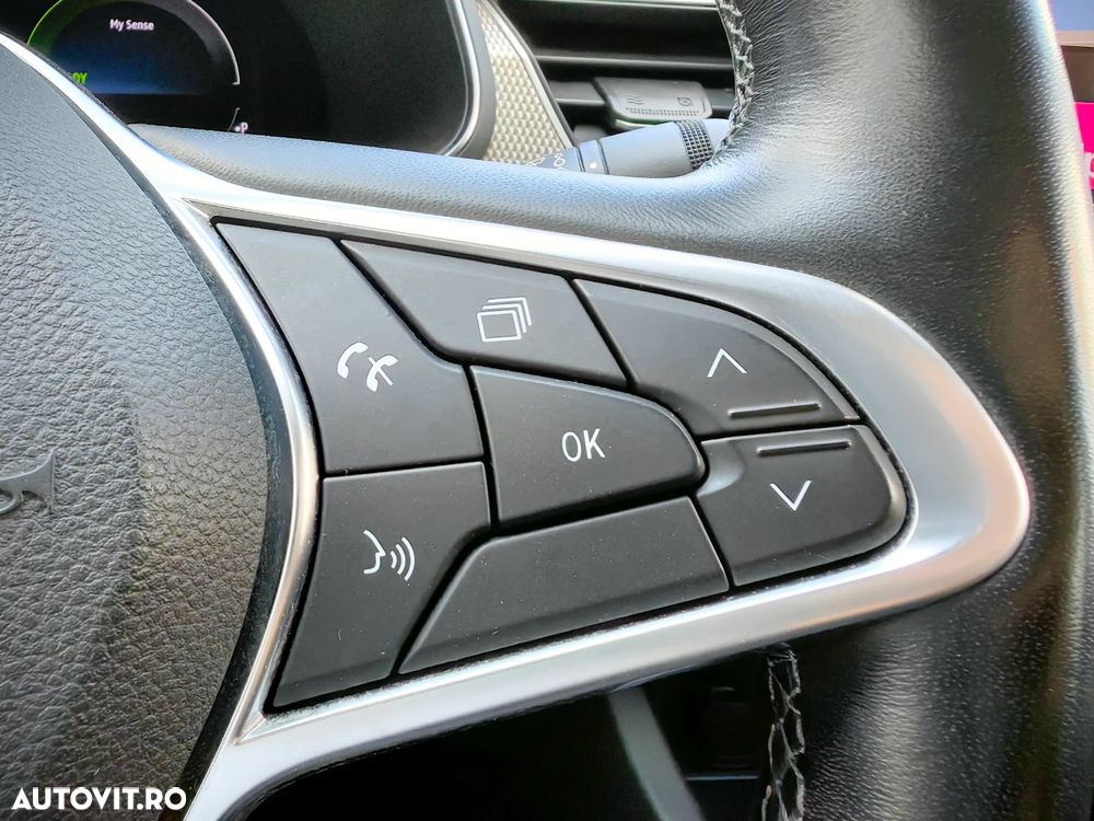 Renault Arkana E-TECH 145 Techno - 25