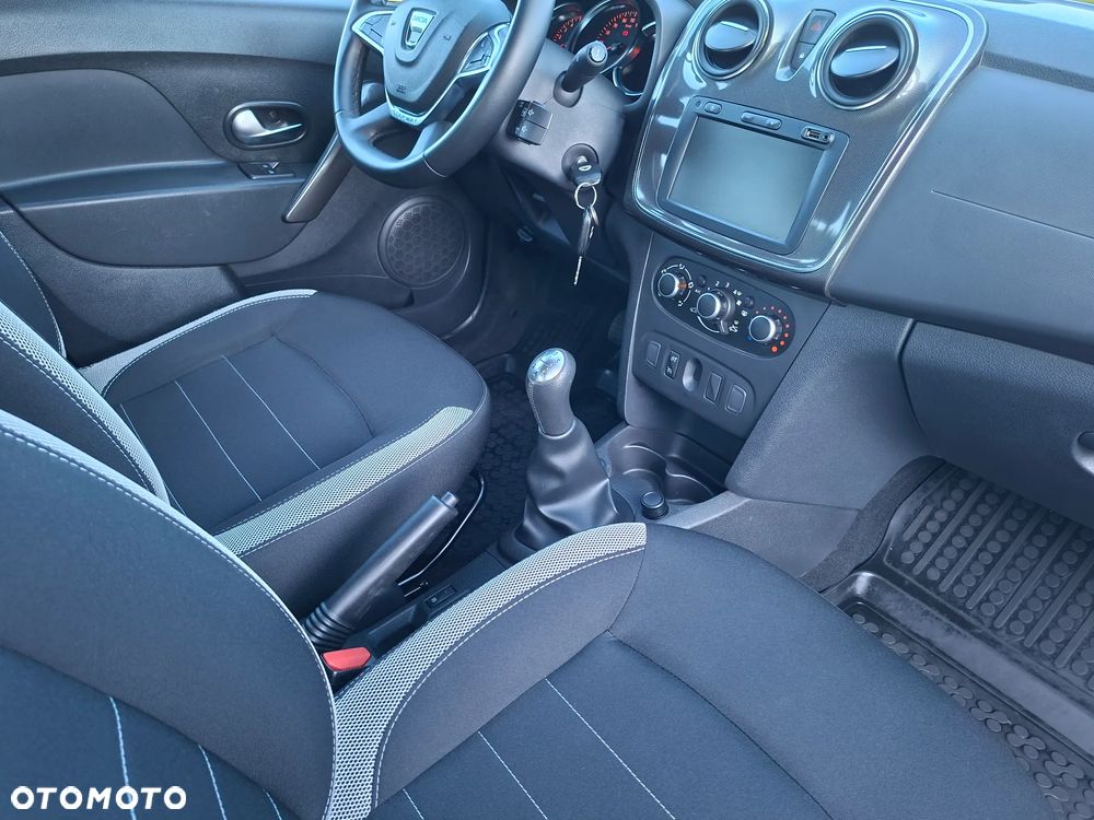 Dacia Sandero Stepway TCe 100 Comfort - 11
