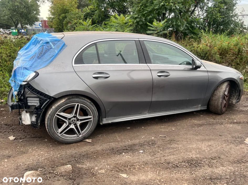 Mercedes-Benz Klasa A 250 4-Matic AMG Line 8G-DCT - 4