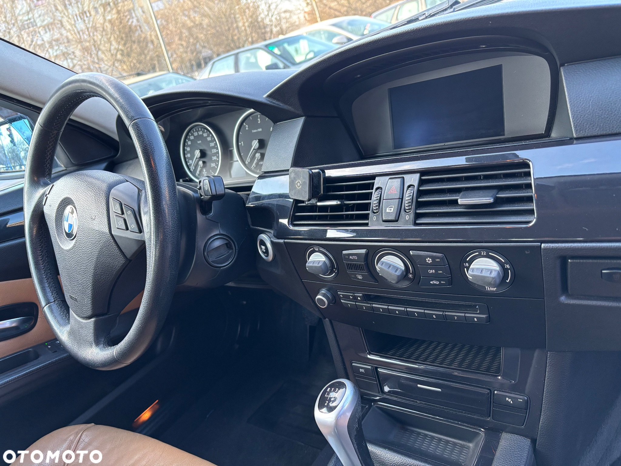 BMW Seria 5 525d - 17