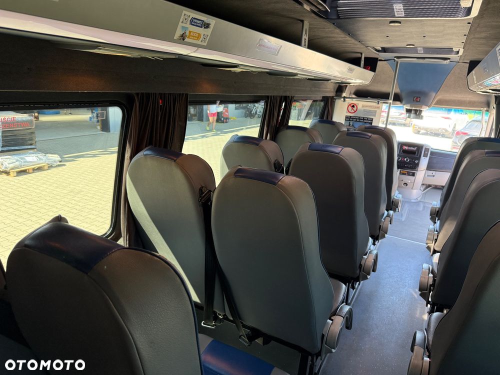 Mercedes-Benz Sprinter 519 3.0 V6 21 miejsc - 15