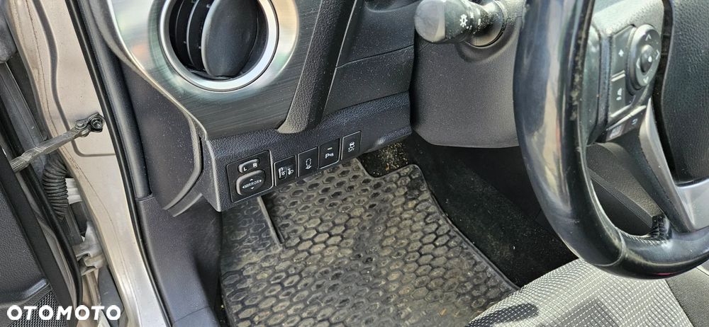 Toyota Auris 1.6 Valvematic Executive - 12
