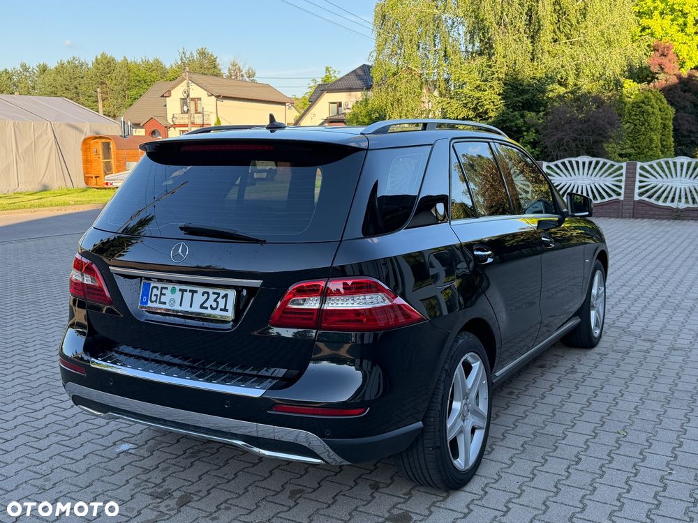 Mercedes-Benz ML 350 BlueTEC 4MATIC 7G-TRONIC Edition 1 - 13