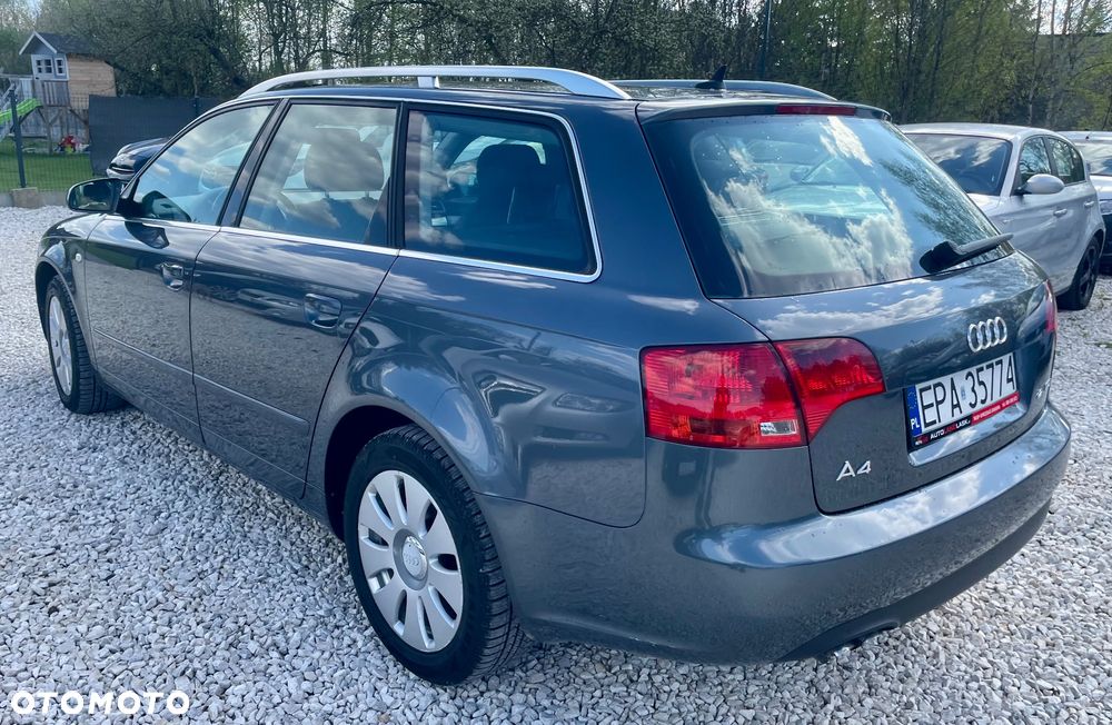 Audi A4 Avant 2.0 TDI - 15