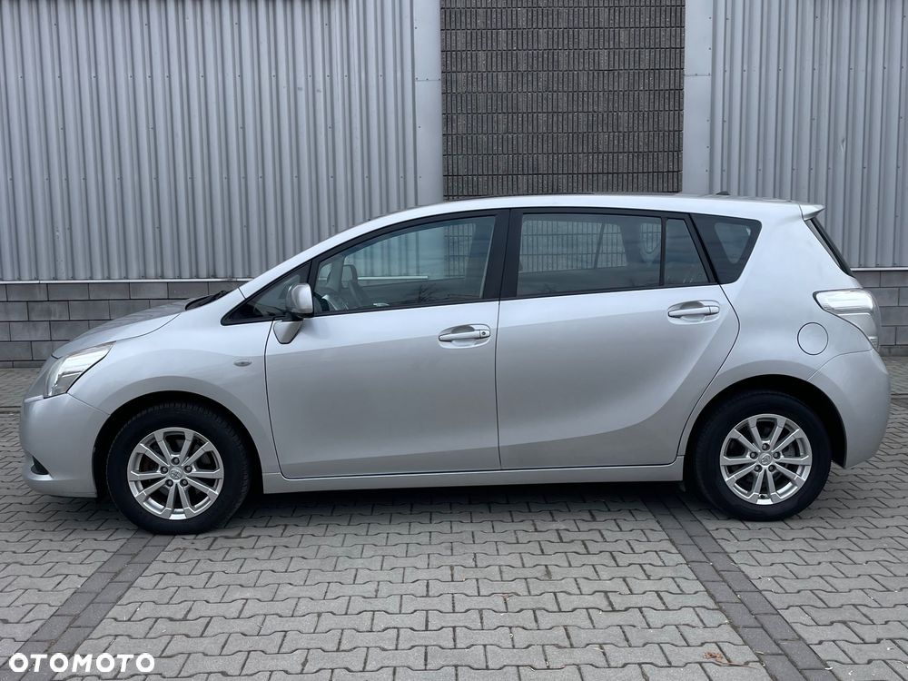 Toyota Verso 2.0 D-4D Premium - 2