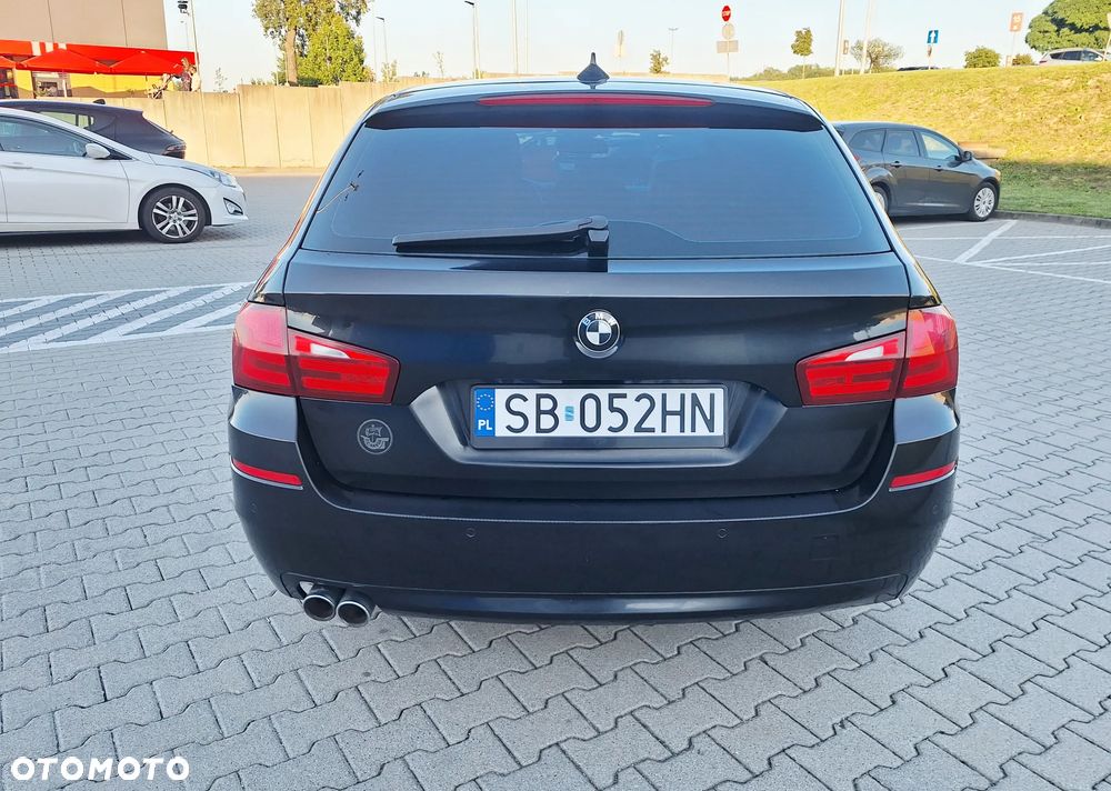BMW Seria 5 520d - 14