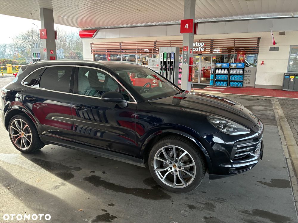 Porsche Cayenne Standard - 4