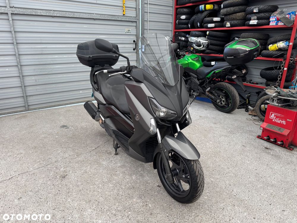 Yamaha X-max - 1