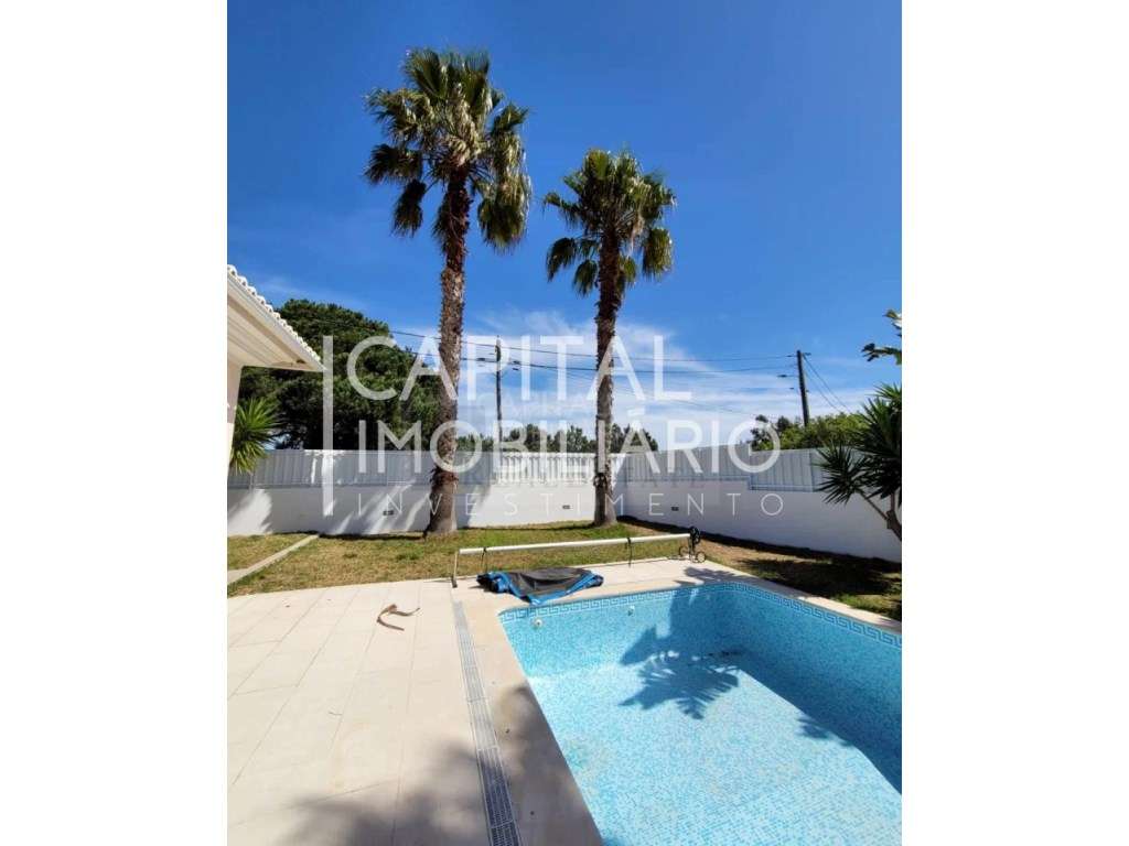 Moradia isolada V3+2 situada nas Caixas em Sesimbra com Piscina - Grande imagem: 2/35