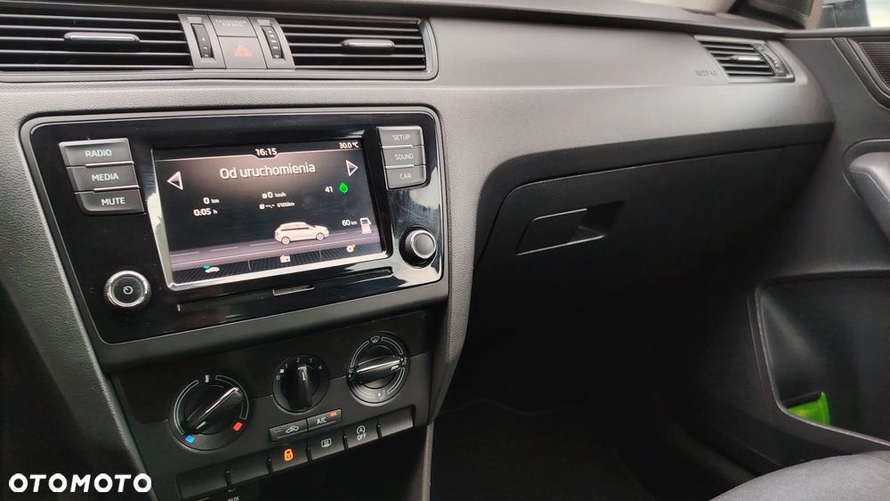 Skoda RAPID 1.0 TSI Ambition - 5