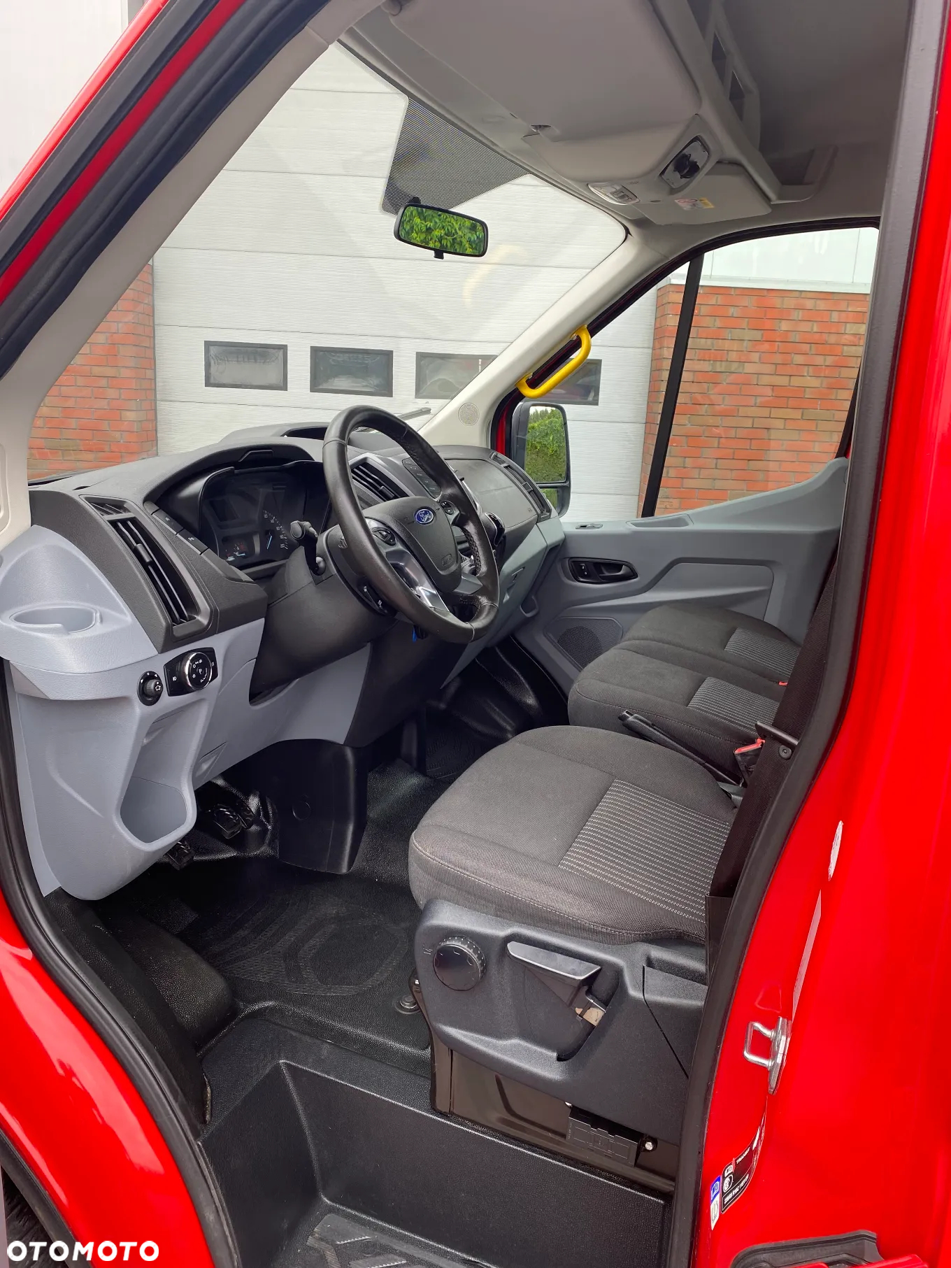 Ford Transit - 12