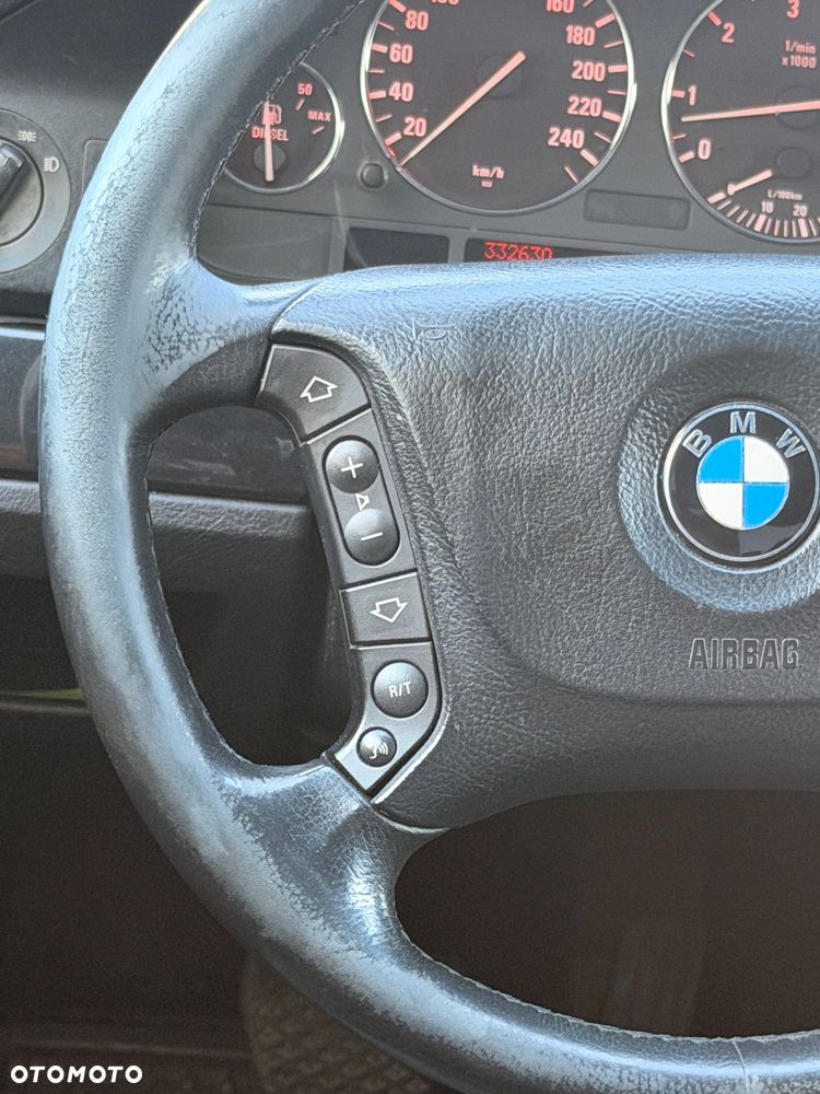 BMW Seria 5 - 23