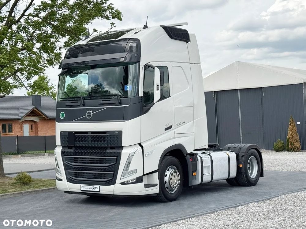 Volvo FH 500 XXL / EURO 6 * BEZ I-SAVE / ACC  / DWA ŁÓŻKA / KLIMA POSTOJOWA / NAVIGACJA / Z NIEMIEC - 31