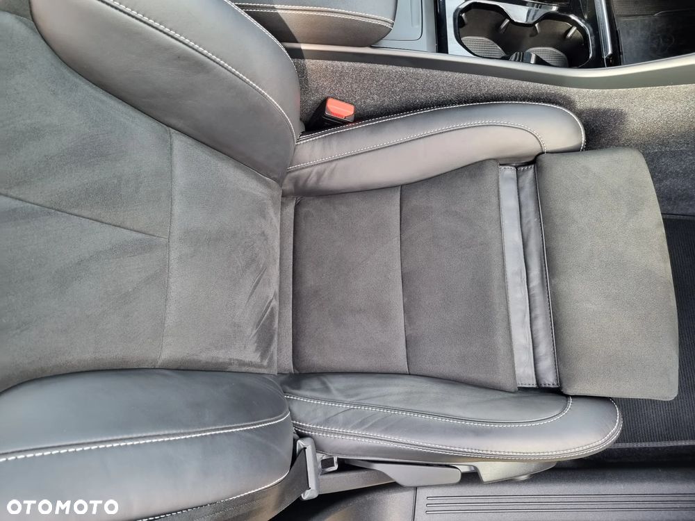 Volvo XC 40 B4 B Geartronic RDesign - 19