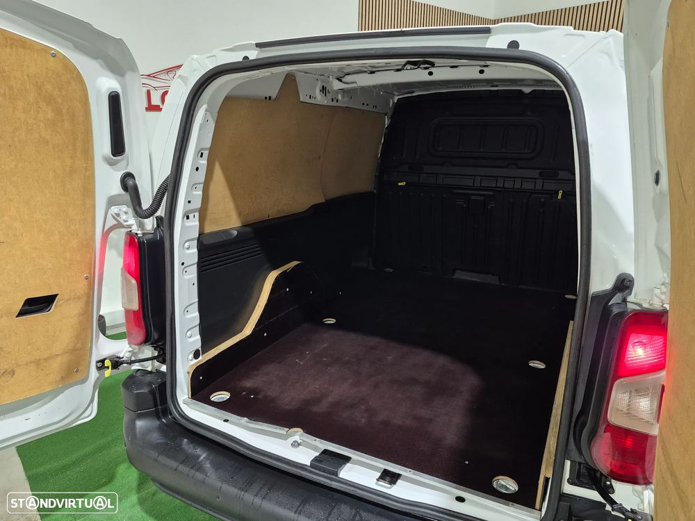 Peugeot Partner LONGA - 2020 | GARANTIA | 130.0000KM - 3 LUG. - 12