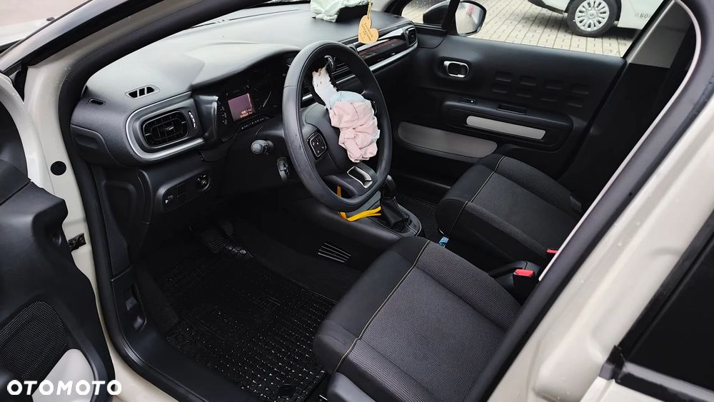 Citroën C3 1.2 PureTech Live - 6