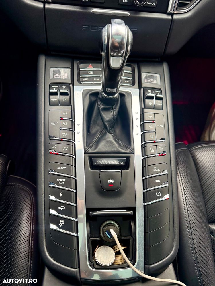 Porsche Macan - 21