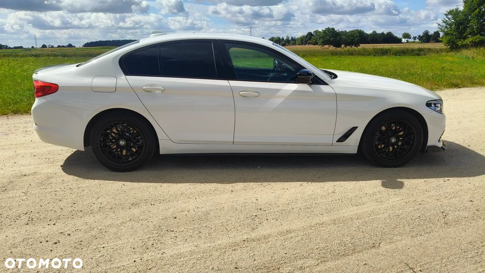 BMW Seria 5 520d xDrive Luxury Line sport - 15
