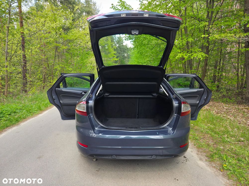 Ford Mondeo 1.6 T Ambiente - 20