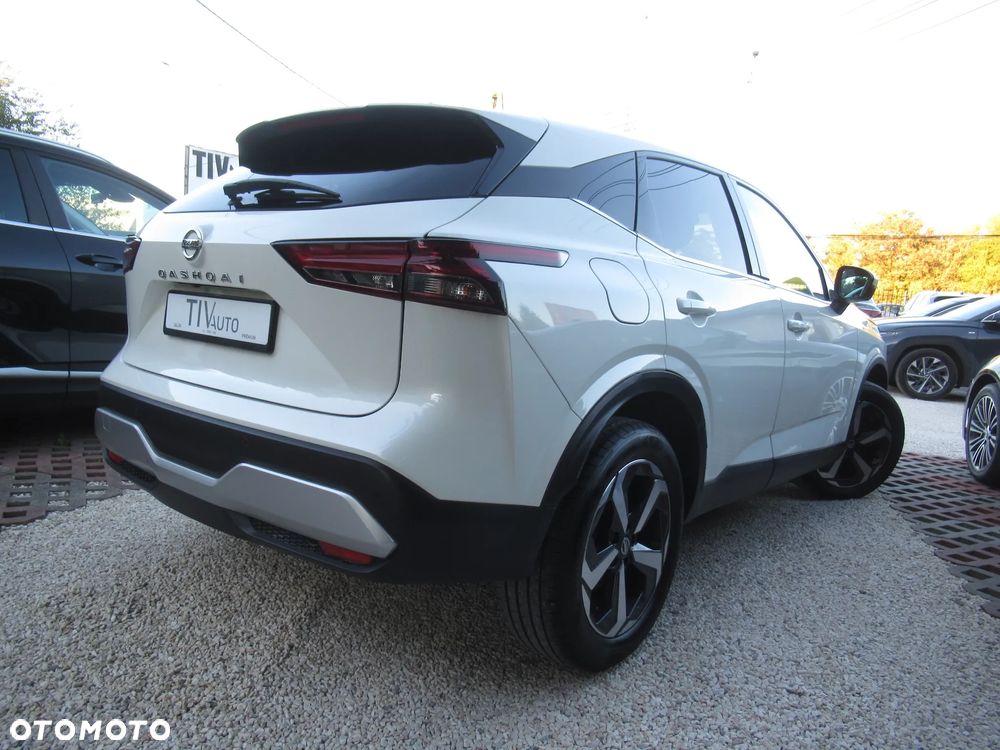 Nissan Qashqai 1.3 DIG-T N-Connecta DCT - 4