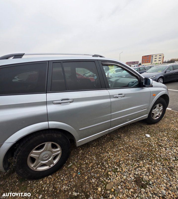 SsangYong Kyron 200 Xdi 4x4 Automatik - 2
