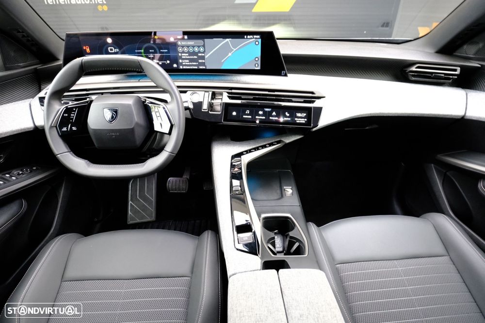 Peugeot 3008 1.2 Hybrid Allure e-DCS6 - 13