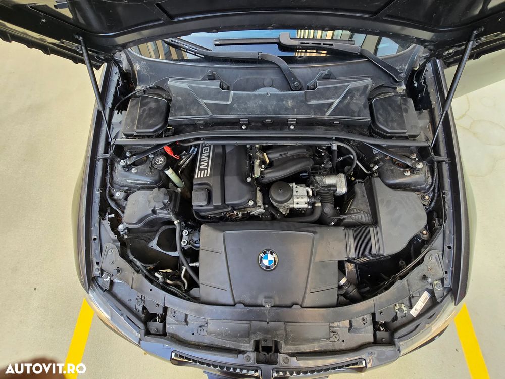 BMW Seria 3 318i - 12